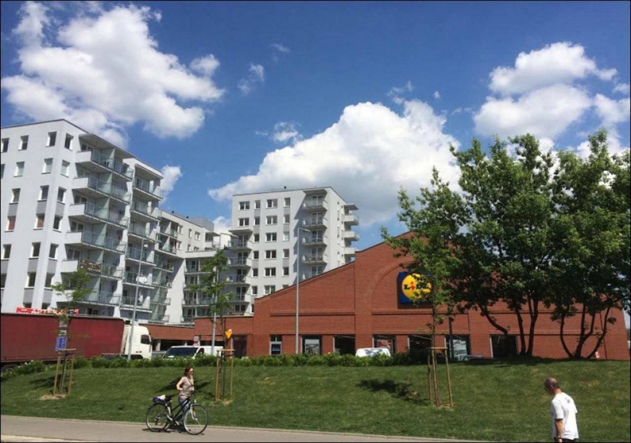 P&O Serviced Apartments Wilenska Station Warszawa Exteriör bild